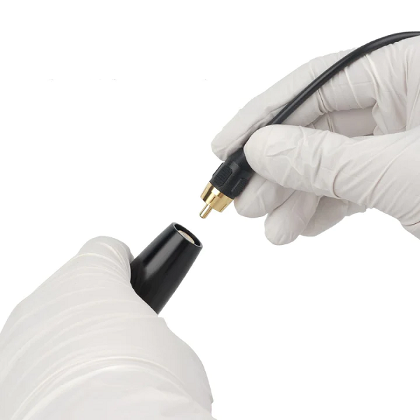 Dragonhawk Mast P15 pen in tattoo machines, available from Magnum Tattoo Supplies - handheld view